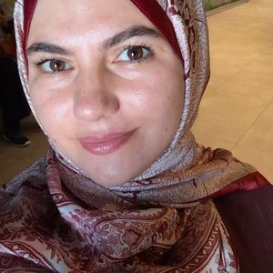Ayşenur profil görseli