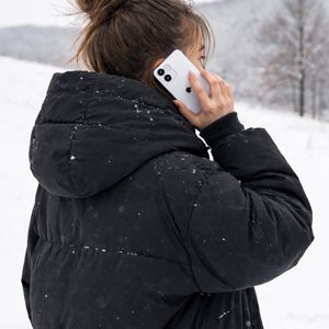 Azra Altınışık profil görseli