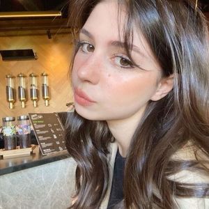 Zeynep profil görseli