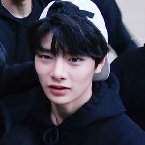 debutjeongin ♪† profil görseli