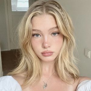 Ela profil görseli
