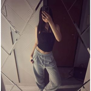 Ayşe Nur Tüzün profil görseli