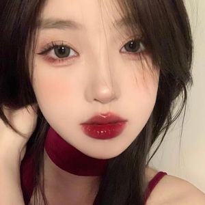 Lara Özmen profil görseli